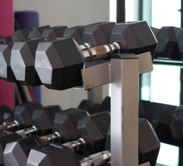 How to start working out at home with dumbbells